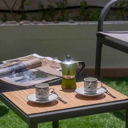Oasi In Centro - Cala Gonone Apartment ภายนอก รูปภาพ