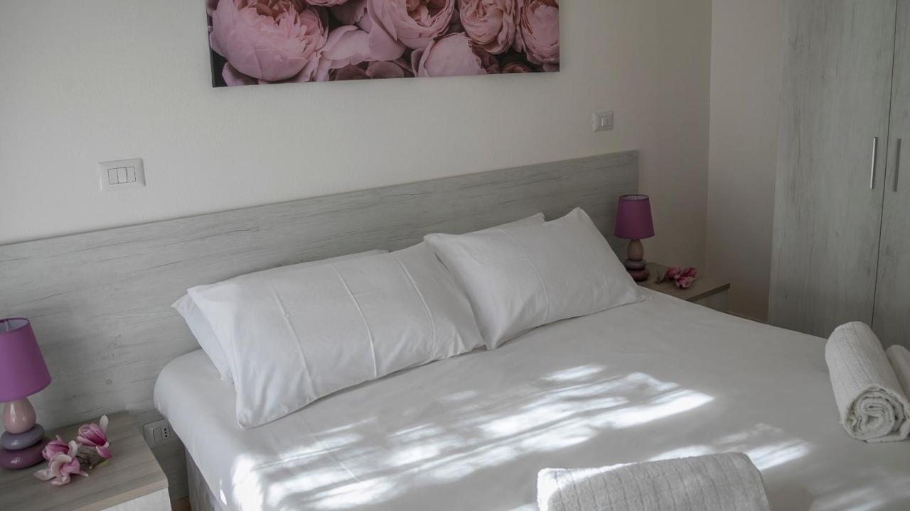 Oasi In Centro - Cala Gonone Apartment ภายนอก รูปภาพ