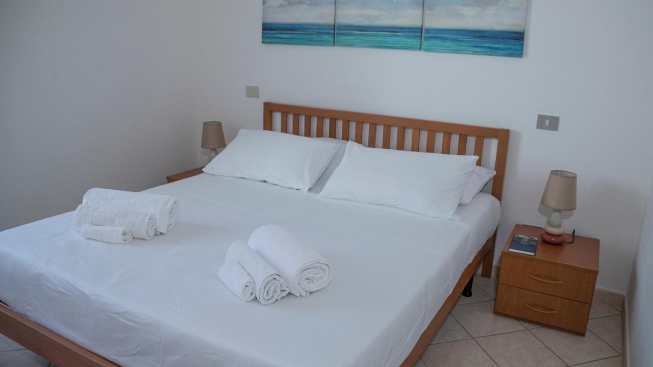 Oasi In Centro - Cala Gonone Apartment ภายนอก รูปภาพ