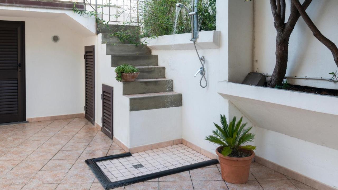 Oasi In Centro - Cala Gonone Apartment ภายนอก รูปภาพ