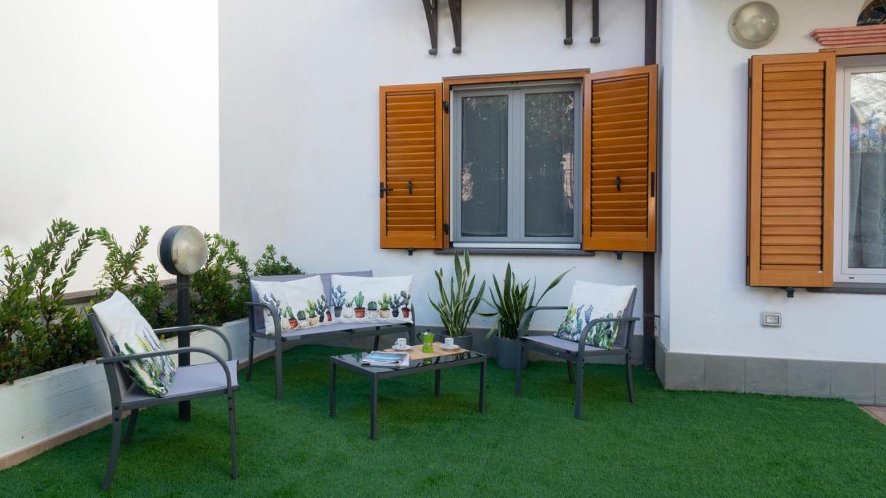 Oasi In Centro - Cala Gonone Apartment ภายนอก รูปภาพ