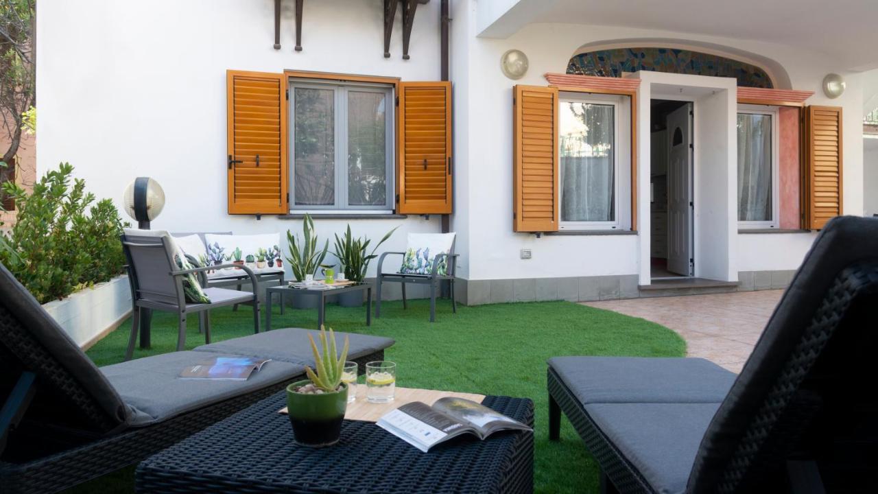 Oasi In Centro - Cala Gonone Apartment ภายนอก รูปภาพ