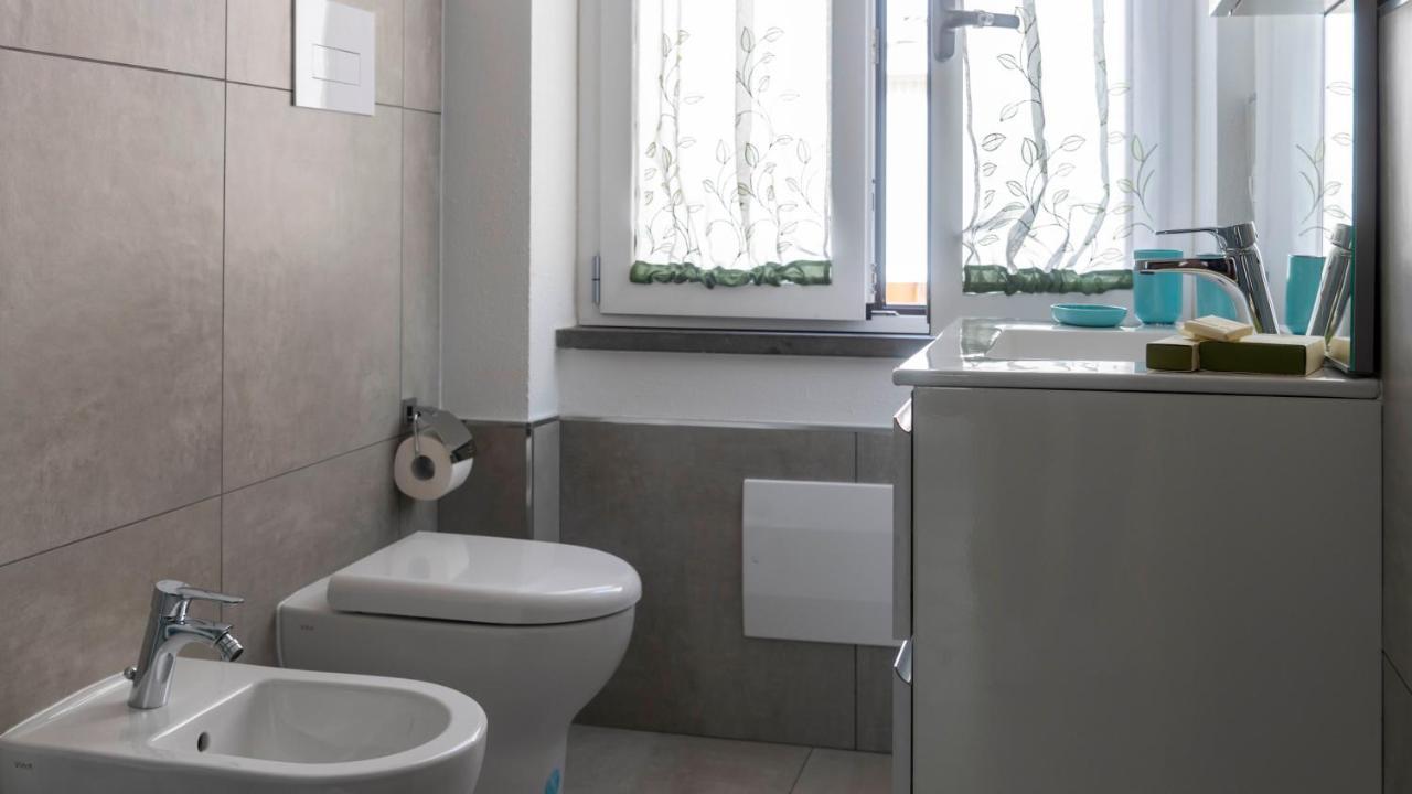 Oasi In Centro - Cala Gonone Apartment ภายนอก รูปภาพ